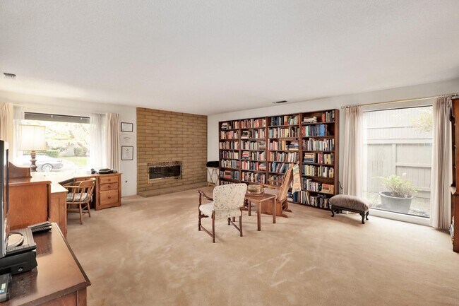 Building Photo - 11465 Ghirardelli Ct