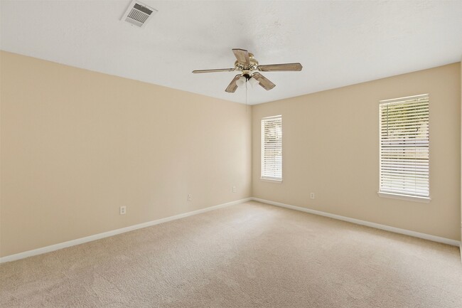 Building Photo - 1712 Hazelwood St