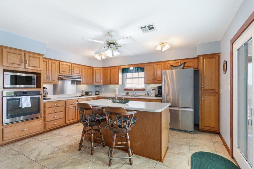 Building Photo - 53401 LA-433