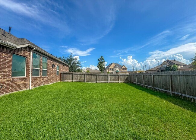 Building Photo - 4714 Western Brook Dr