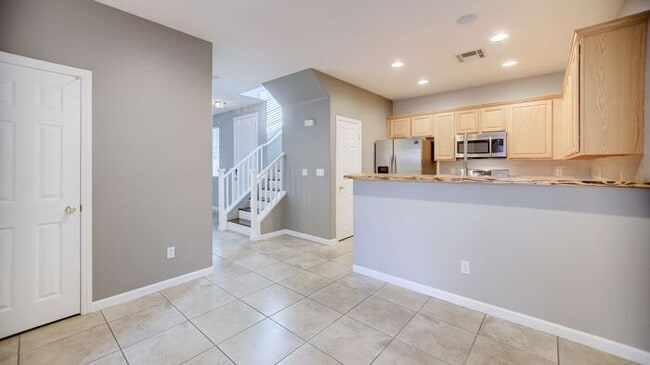 Building Photo - Charming 3-Bedroom Two-Story Home with Balcony & Modern Touches!