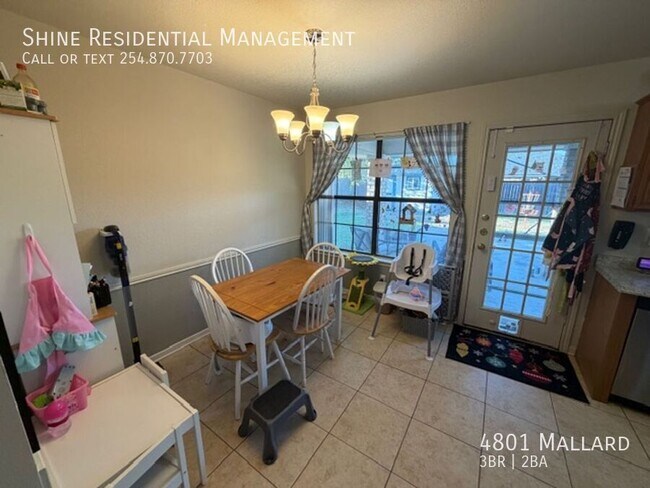 Building Photo - 4801 Mallard-