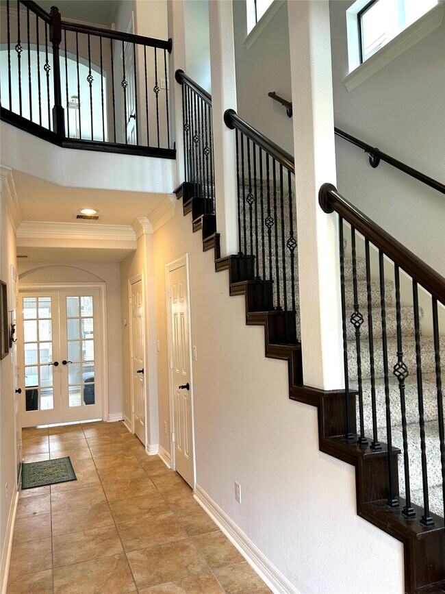Building Photo - 2746 King's Retreat Cir