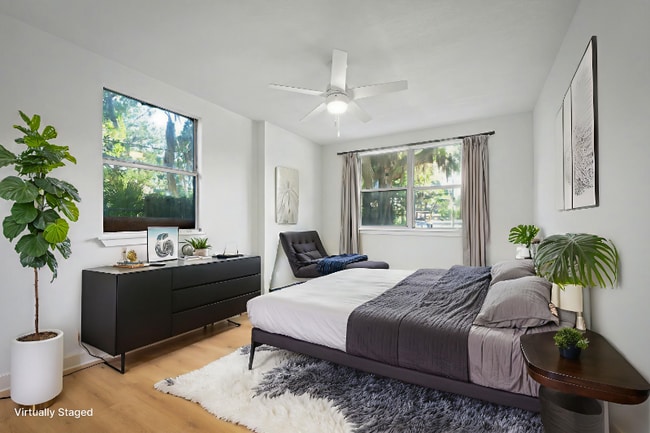 Building Photo - 5827 Ansley St