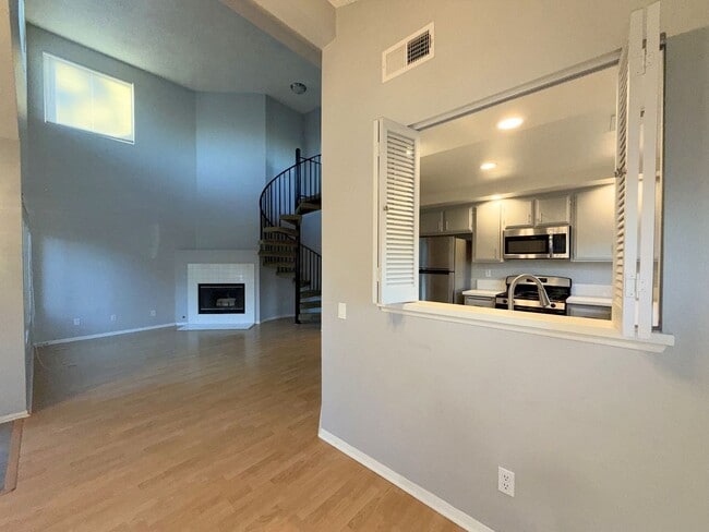 Building Photo - Ontario Condo in Gated community