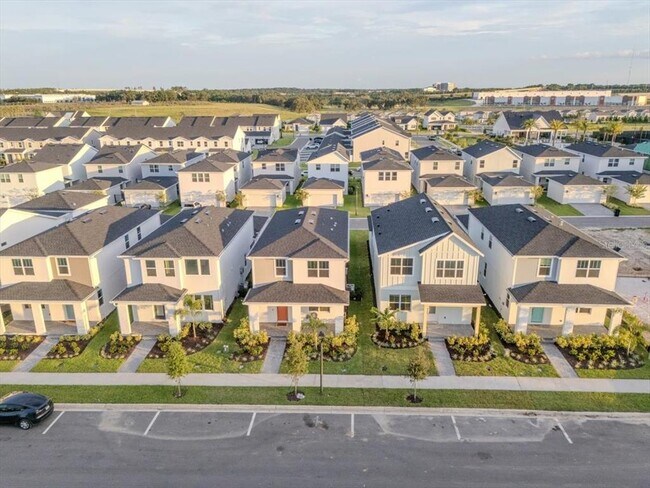 Building Photo - 1414 RIDGEBACK Ln