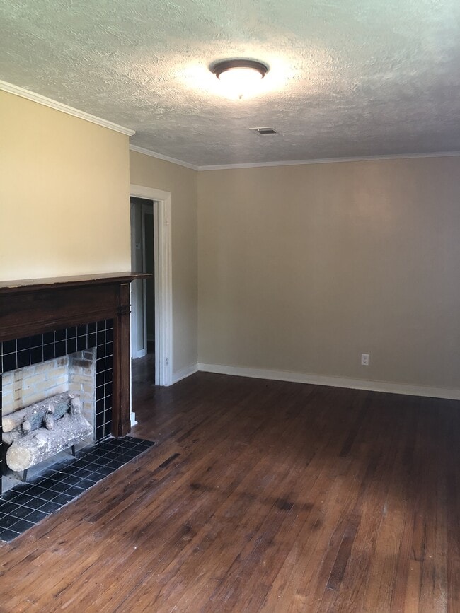 Building Photo - 611 Choctaw Rd