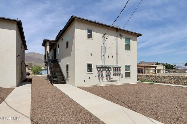 Building Photo - 8916 Norton St