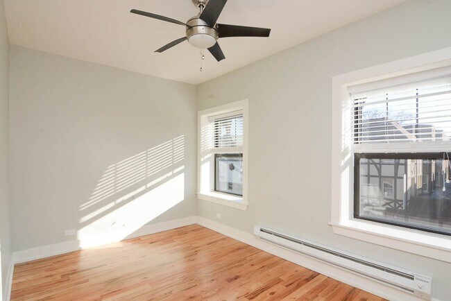 Building Photo - 811 Elm St