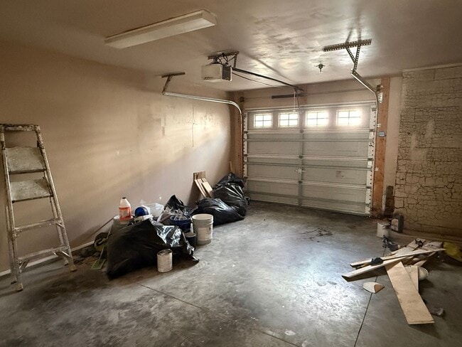 Building Photo - 6445 Terrace View Ct