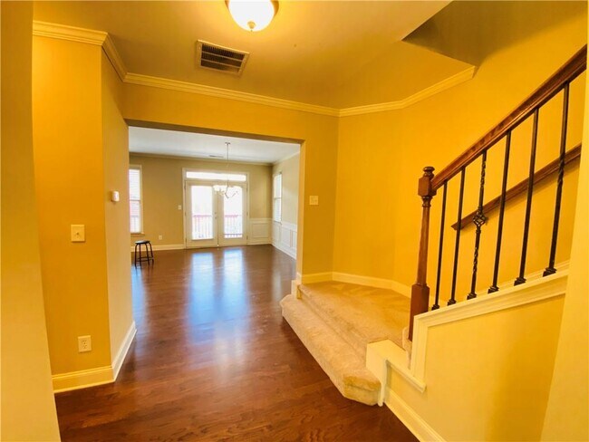 Building Photo - 836 Red Hart Ln