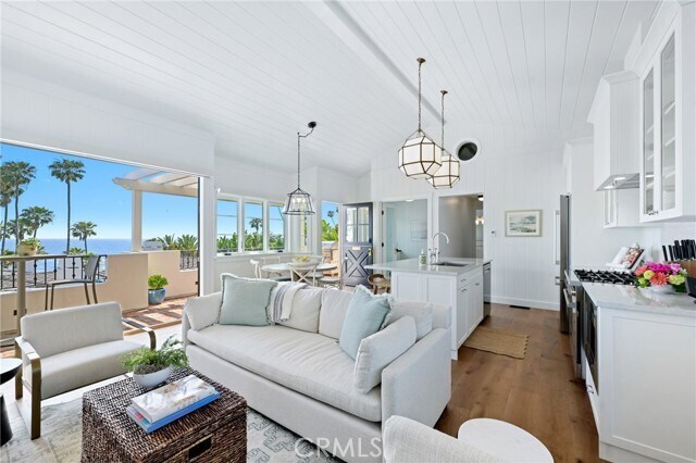 Primary Photo - 360 Cliff Dr
