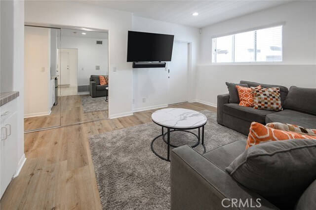 Building Photo - 216 23rd St