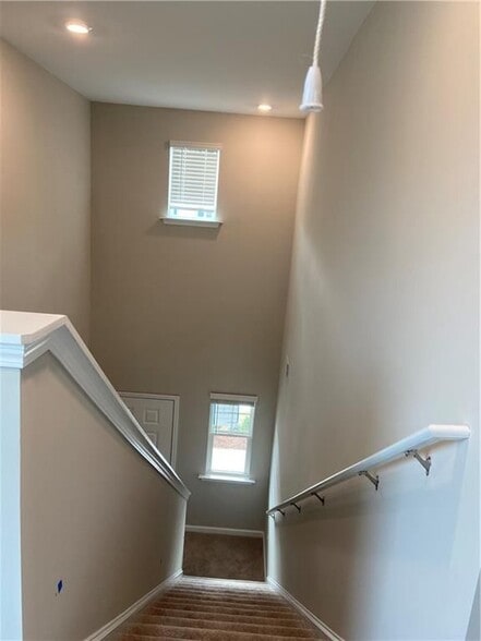 Building Photo - 101 Seed Ln