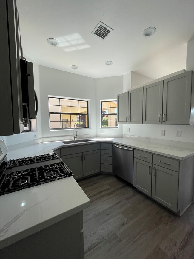 Building Photo - 3269 Orchid Way
