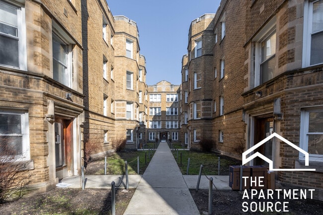 Building Photo - 1640 W Pratt Blvd