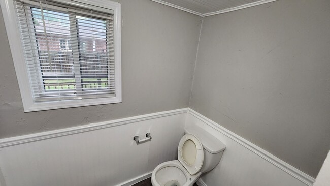 Building Photo - 4 bed 2 bath house in Edmond, OK next to UCO campus