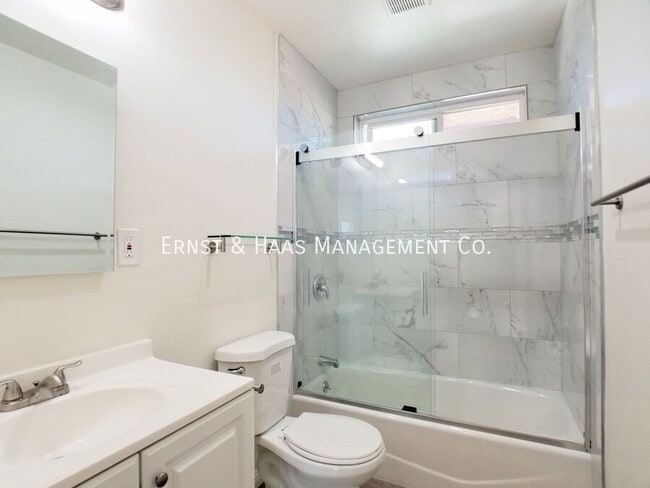 Building Photo - 77 E Mountain View St