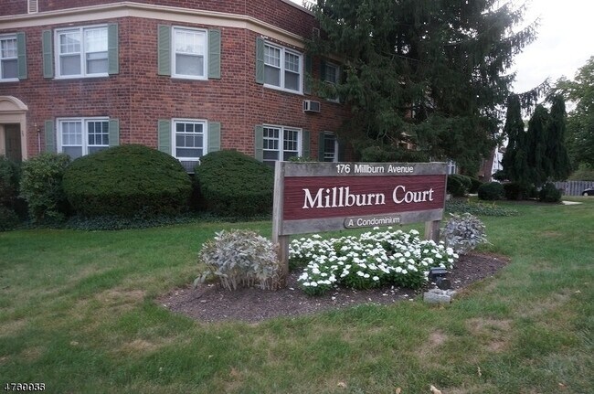 Building Photo - 176 Millburn Ave