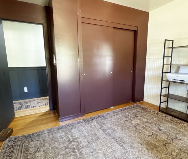 Building Photo - 1334 N Estate Ct