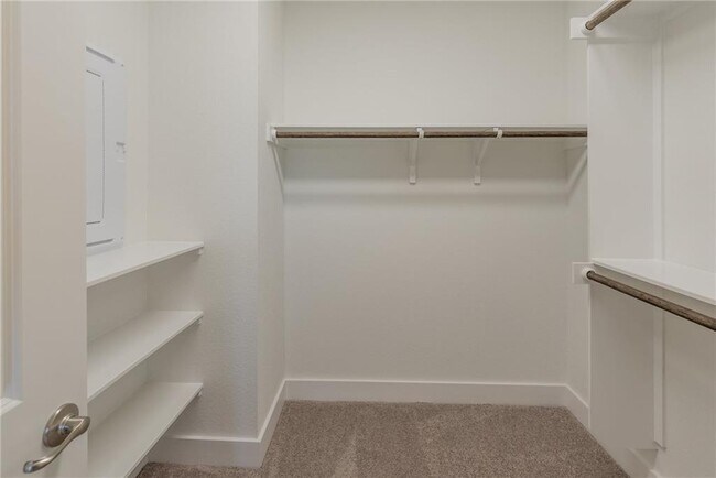 Building Photo - 1617 Woodwind Ln