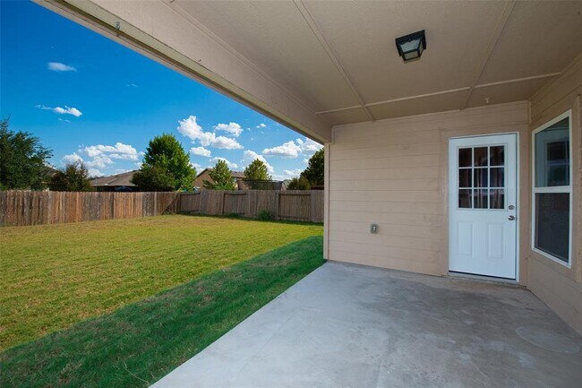 Building Photo - 1349 Twin Estates Dr