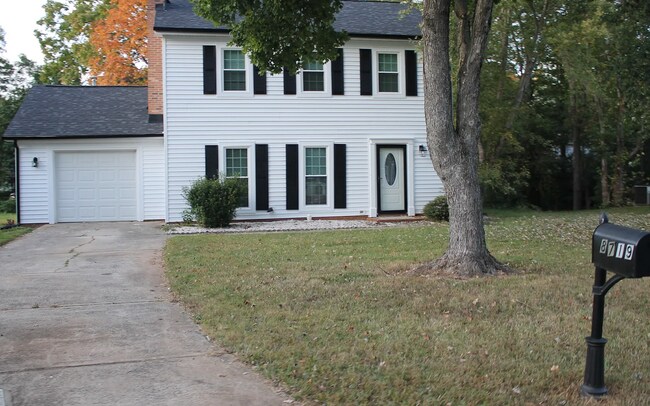 Building Photo - 8917 Sweet Sage Ln