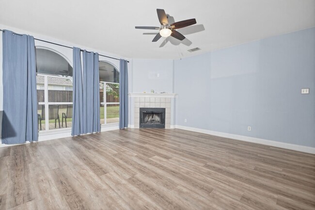 Building Photo - 1003 Morningside Dr