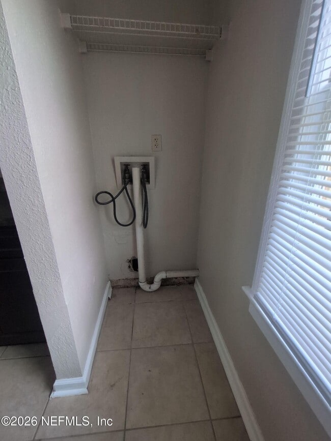 Building Photo - 2414 Prospect St