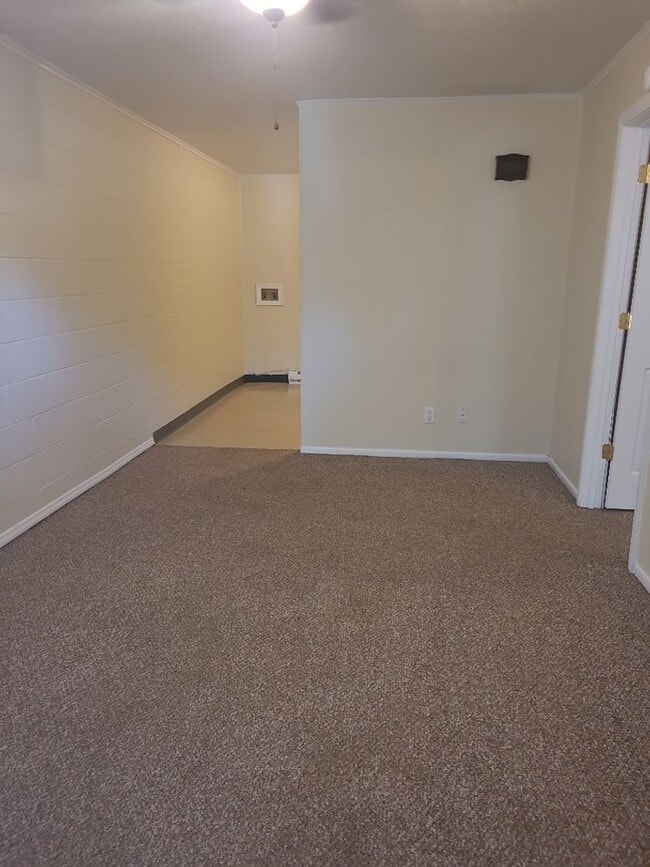 Primary Photo - Montgomery Apartments
