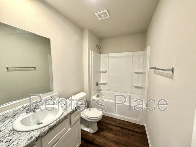 Building Photo - 2107 S Amarillo Dr
