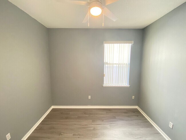 Building Photo - 13431 Meadow Bay Loop