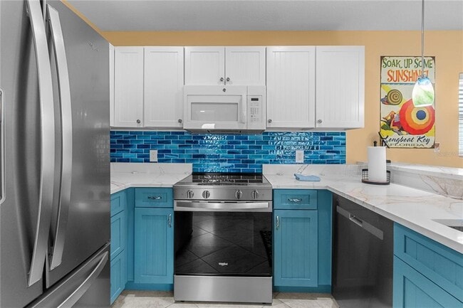 Building Photo - 3740 Gulf of Mexico Dr