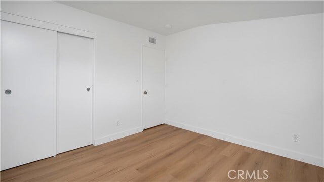 Building Photo - 1152 W Wakefield Ave