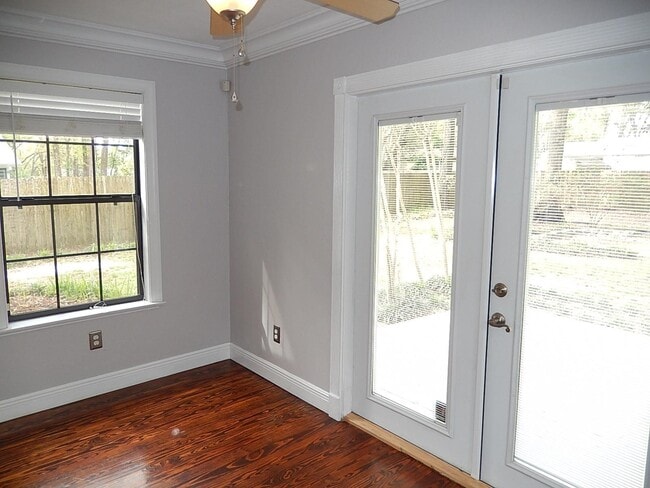 Building Photo - 5527 Denargo Dr