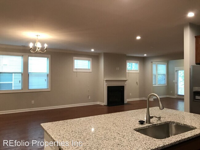 Building Photo - 4 br, 3 bath House - 2113 McKenzie Ridge Lane