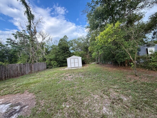 Building Photo - Adorable 2 bedroom 1 bath home with flex space in Lake Mary!