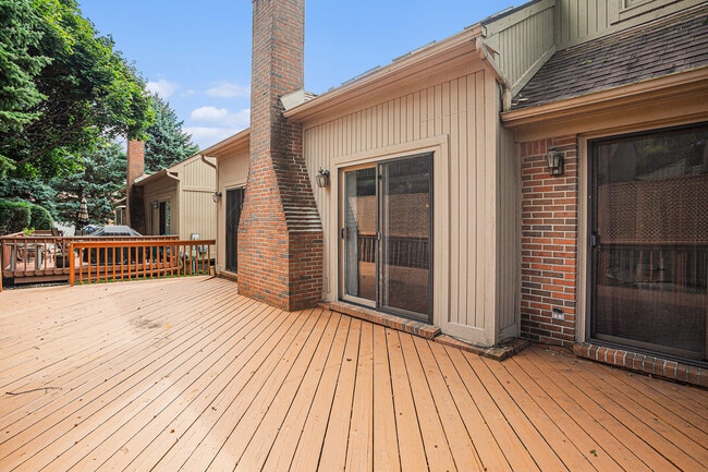 Building Photo - 36721 Tanglewood Ln