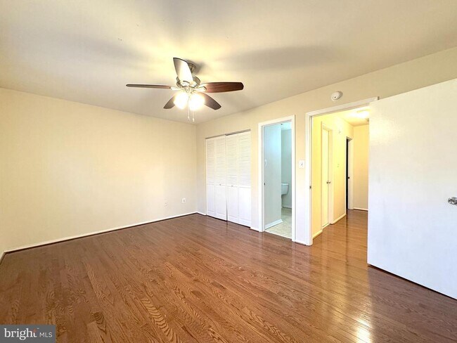 Building Photo - 2404 Albot Rd