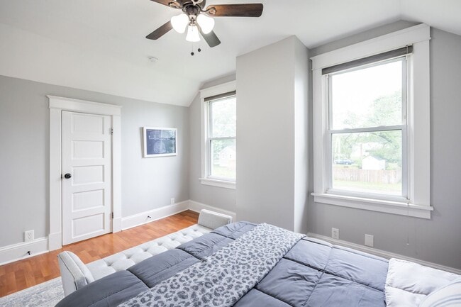 Building Photo - Quaint 2 Bedroom 1 Bath Home in Forest Hil...