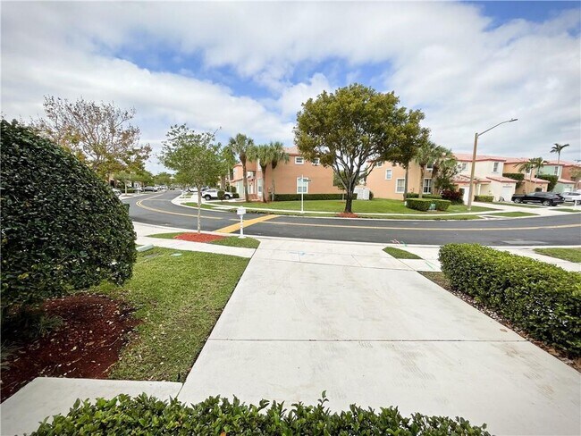 Building Photo - 777 NW 151st Ave
