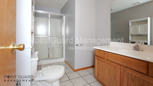 Building Photo - 2301 N Shefford Cir