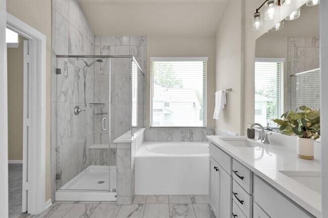 Building Photo - 308 N Spotted Fern Dr