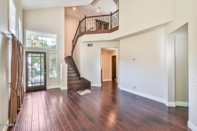 Building Photo - 3159 Foxtail Ct