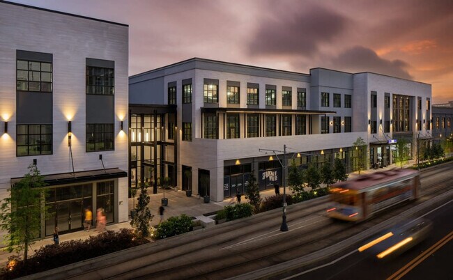 Building Photo - 2505 Livingston Ave