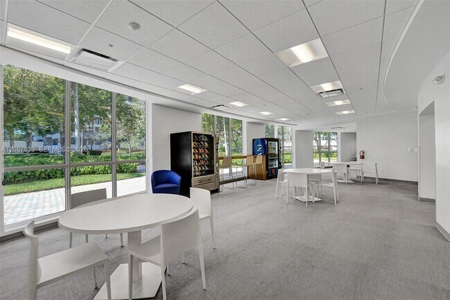 Building Photo - 600 Three Islands Boulevard