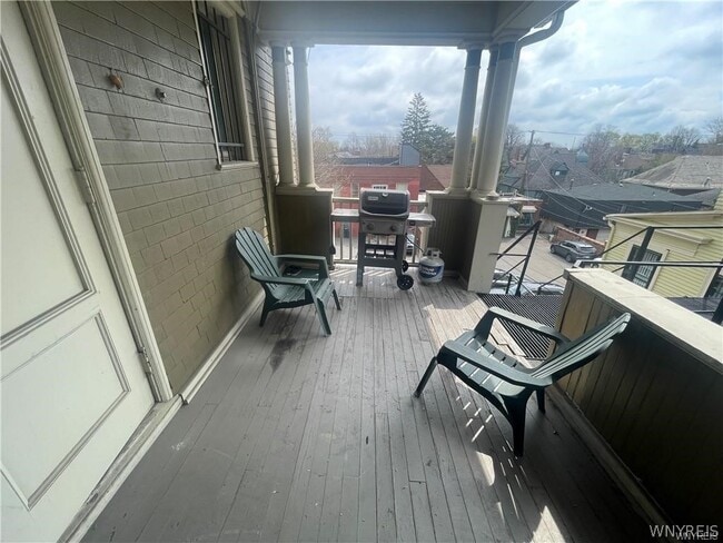 Building Photo - 1115 Delaware Ave