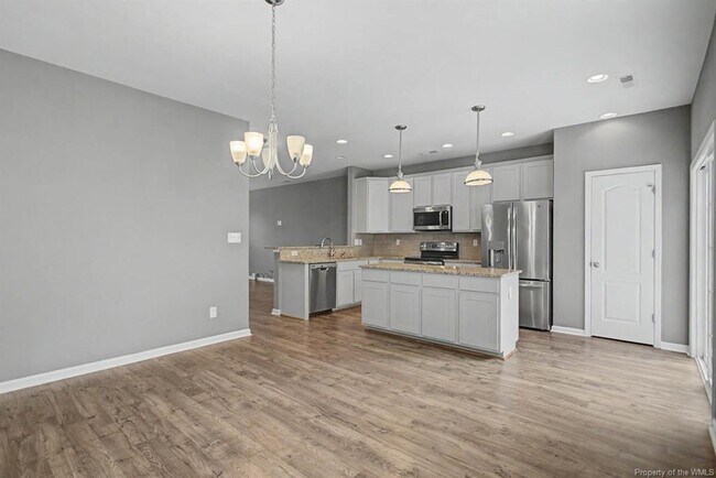 Building Photo - 1004 Prosperity Ct