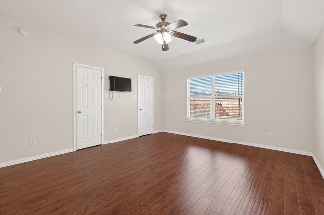 Building Photo - 19106 Mission Manor Ln