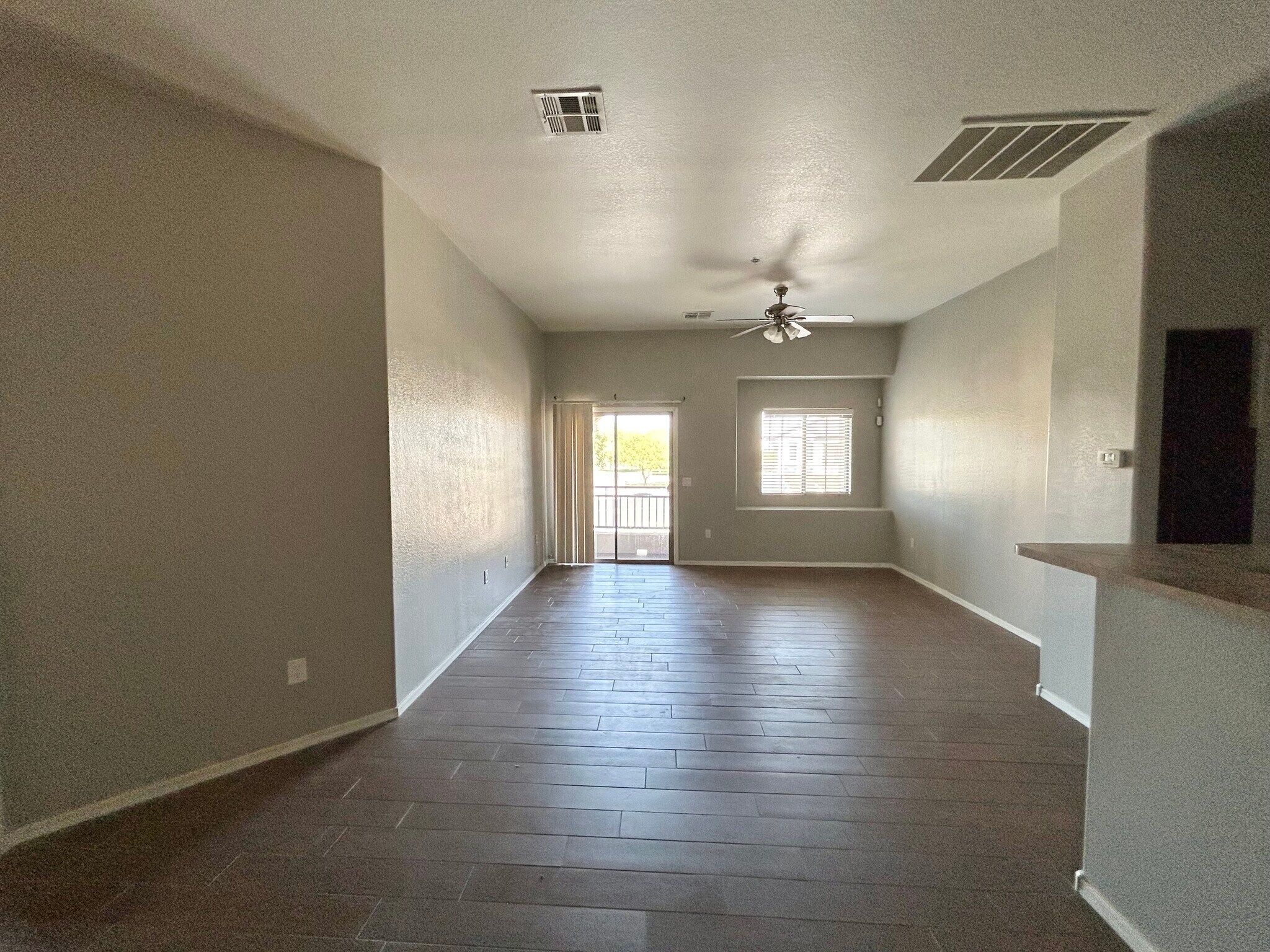 Building Photo - 356 N 169th Ave